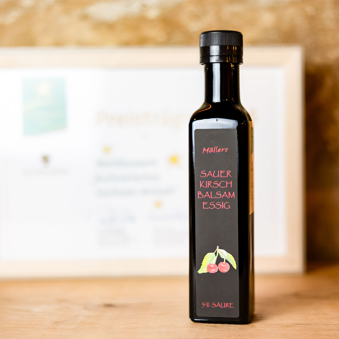 Sauerkirsch Balsam Essig aus Müllers Manufaktur in Querfurt